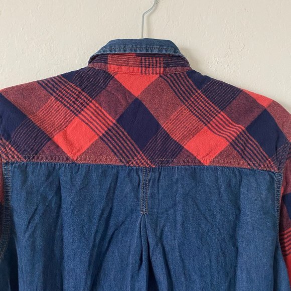 BDG Womens Shirt Denim Flannel Plaid Size S Button Down Pocket Casual Blue Top - Picture 9 of 11